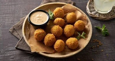 Close-up of Zaatar W Zeit chicken wrap