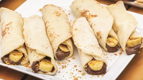 Zaatar W Zeit vegan menu selection on a table